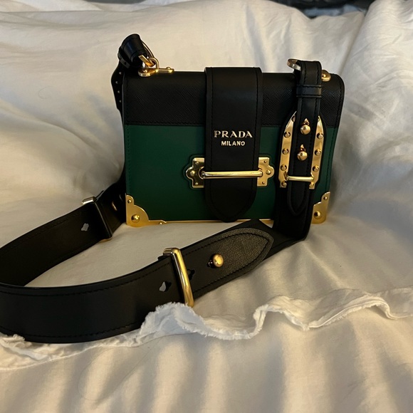 Prada Cahier Bag - Picture 2 of 9